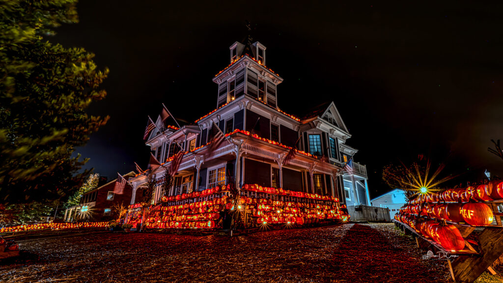 Photographing the Pumpkin House in low light