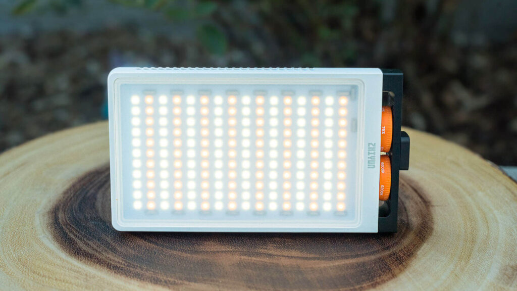 Zhiyun FiveRay M40 LED light panel: Simple and effective