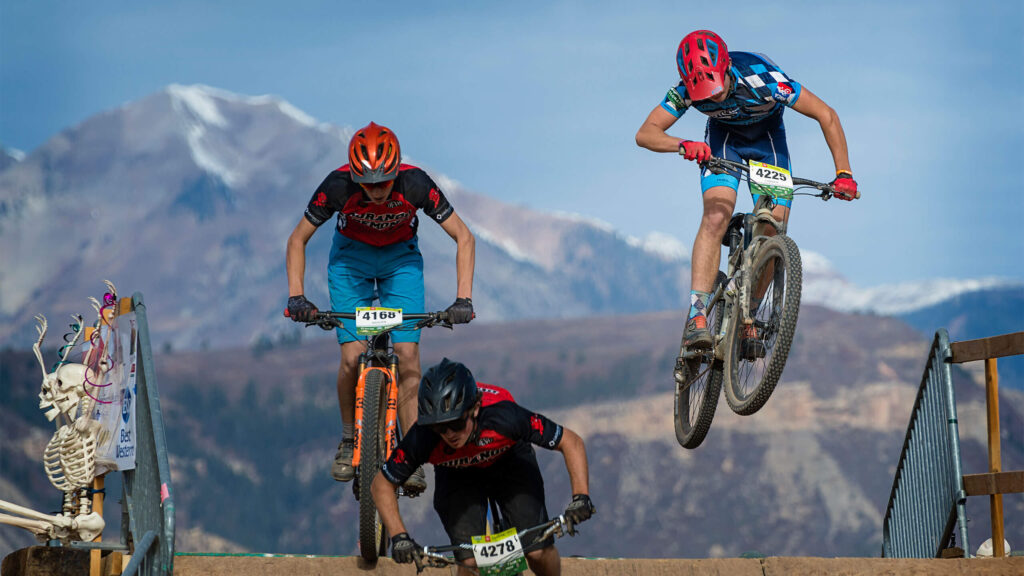 Seven tips to capture killer mountain bike race photos