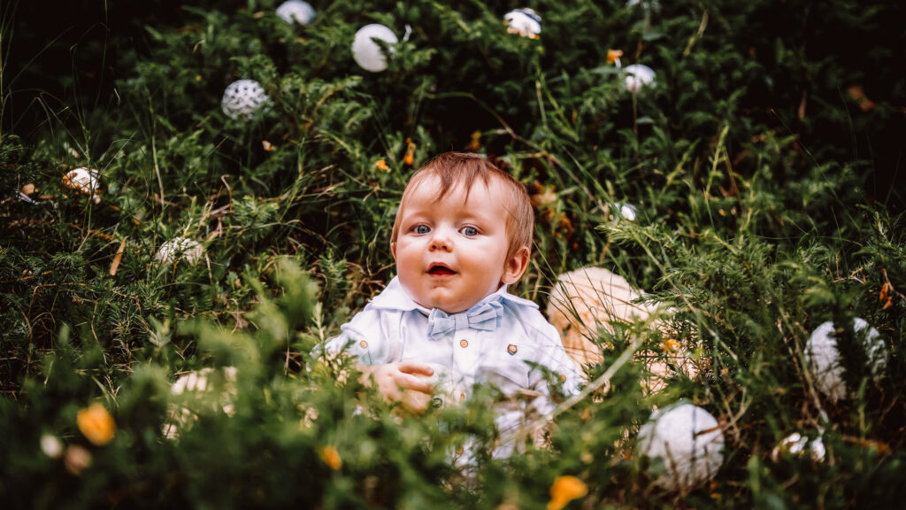 Easy Christmas setups for no-stress family photos